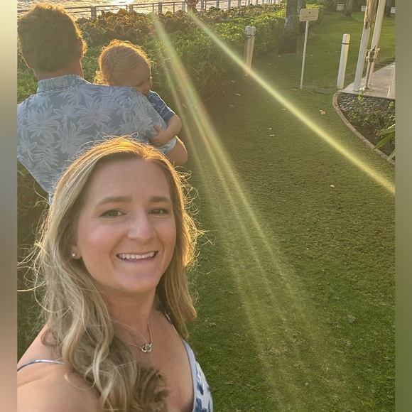 Meet your Posher, Megan - Picture 6 of 6